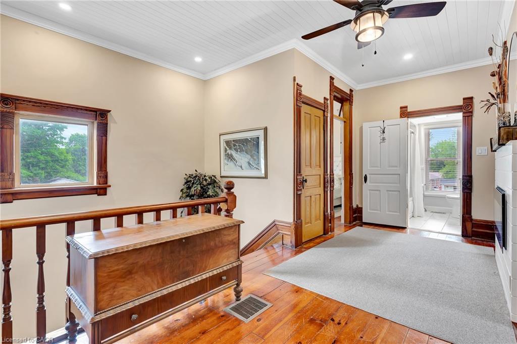 199 Ellen Street Property Photo 26