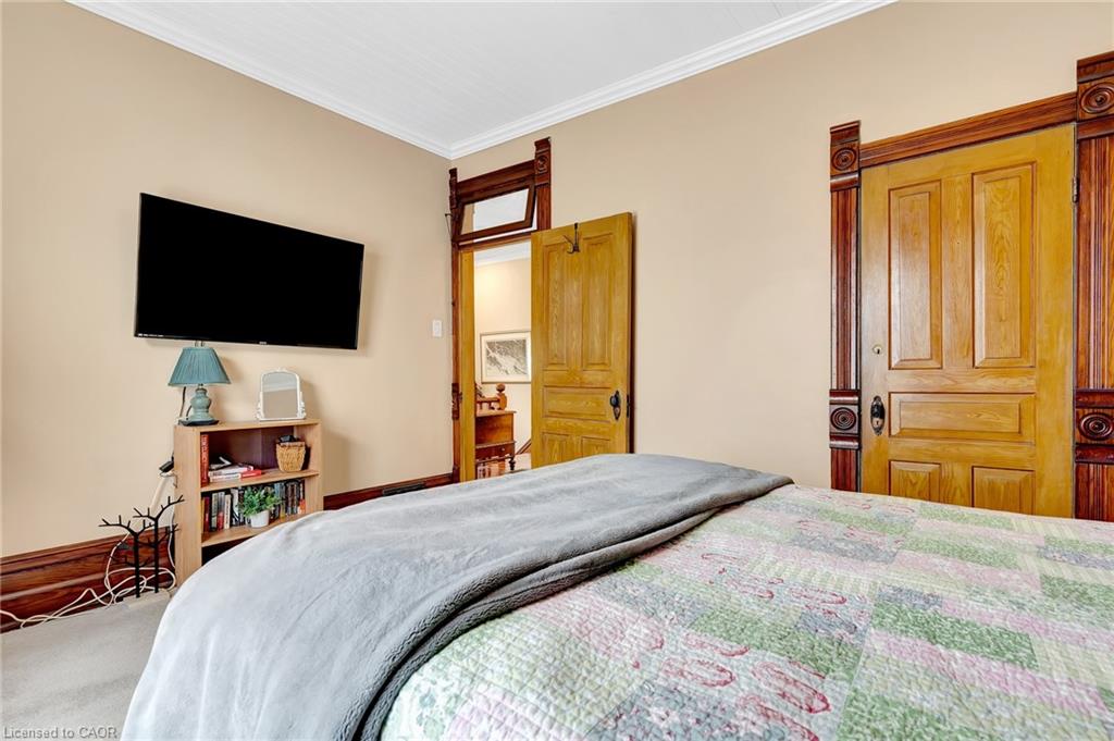 199 Ellen Street Property Photo 34