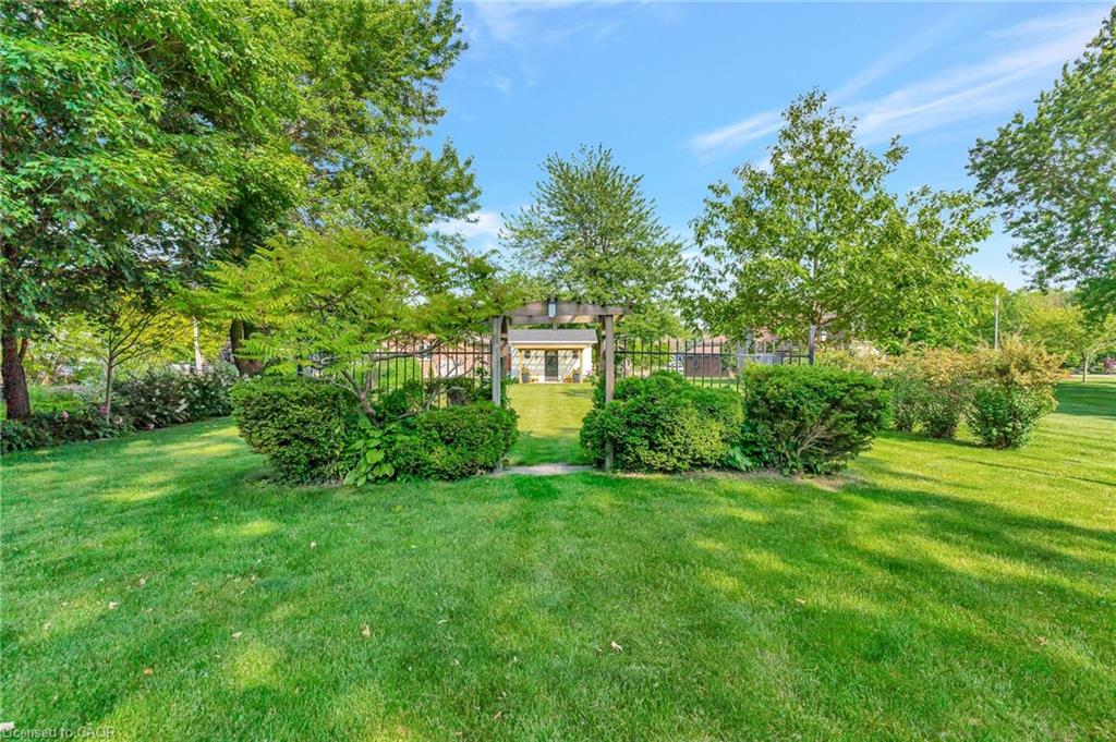 199 Ellen Street Property Photo 46
