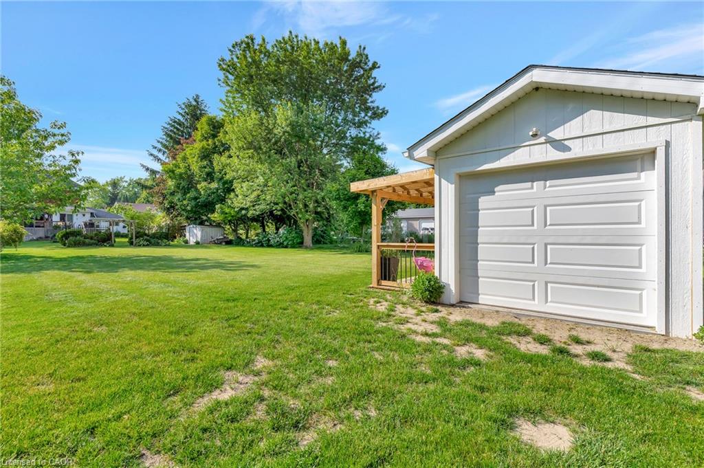 199 Ellen Street Property Photo 48