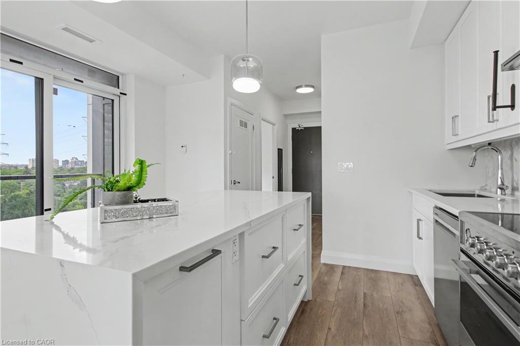 702-500 Brock Avenue Property Photo 15