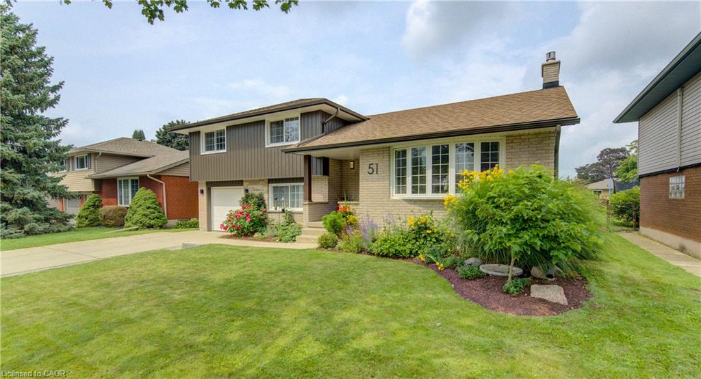 51 Charlotte Crescent Property Photo 2
