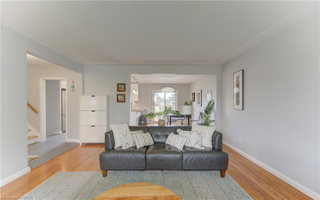 51 Charlotte Crescent Property Photo 9