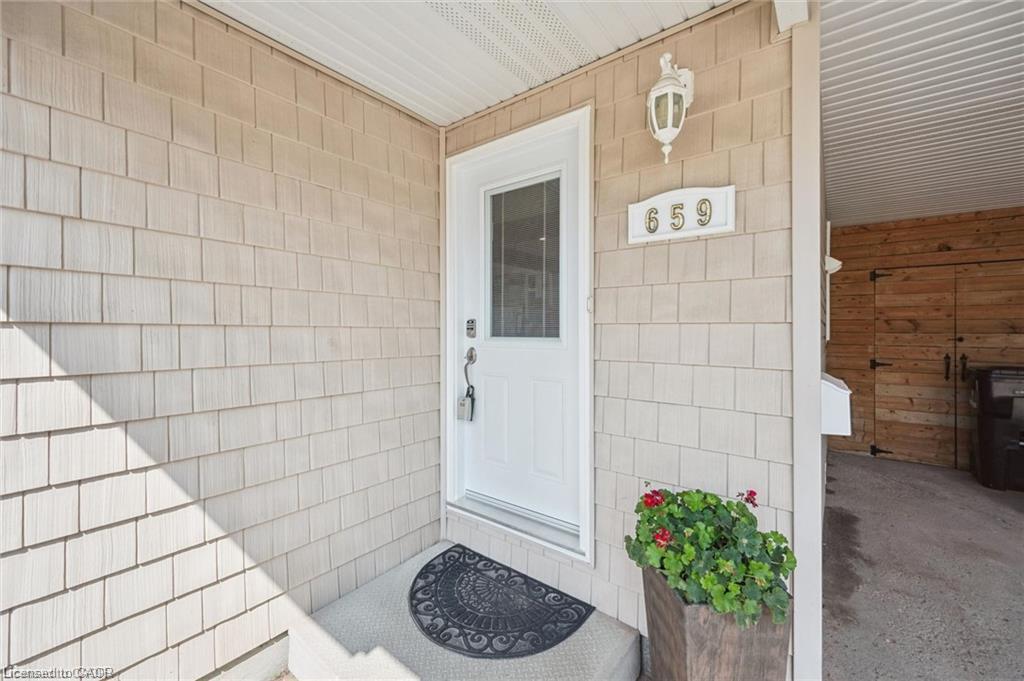 659 Glen Forrest Boulevard Property Photo 5