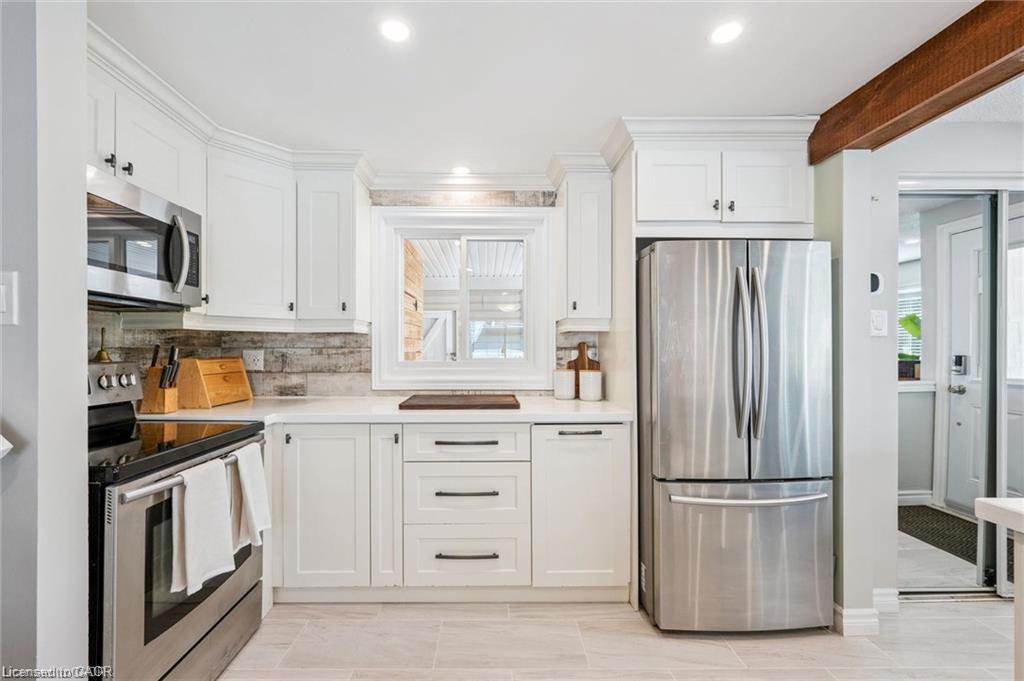 659 Glen Forrest Boulevard Property Photo 12