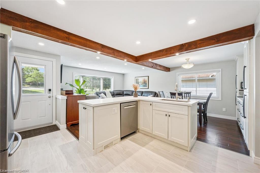659 Glen Forrest Boulevard Property Photo 15
