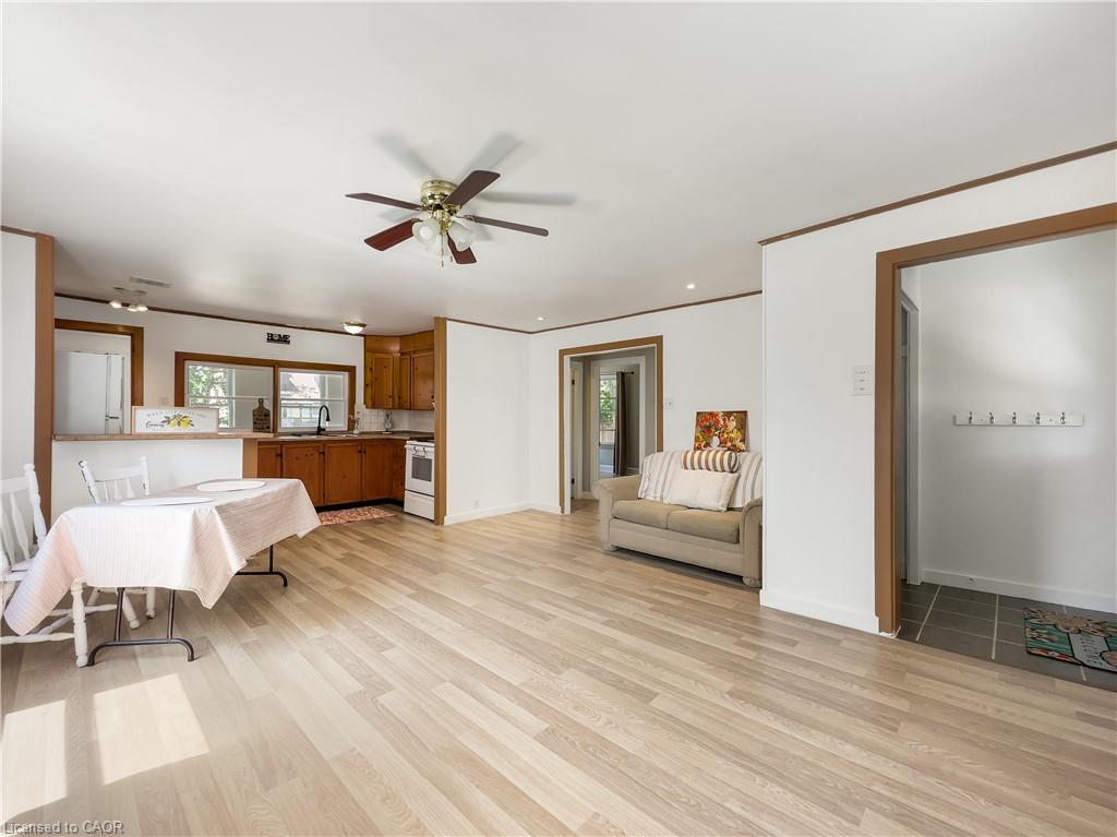 84 Carleton Street Property Photo 4