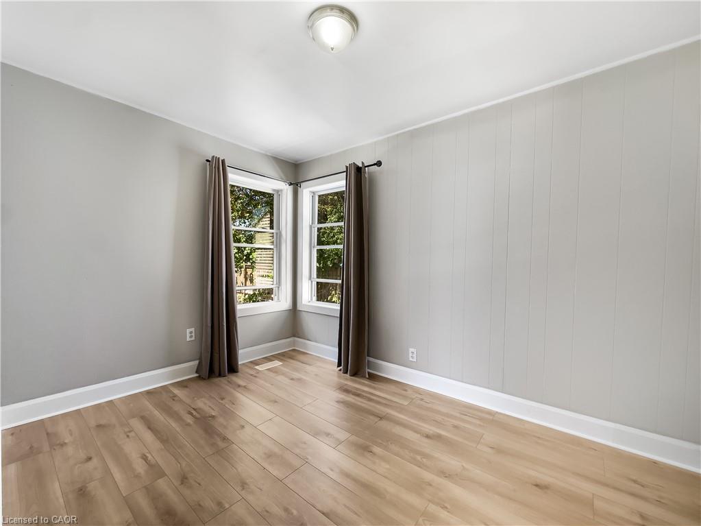 84 Carleton Street Property Photo 10