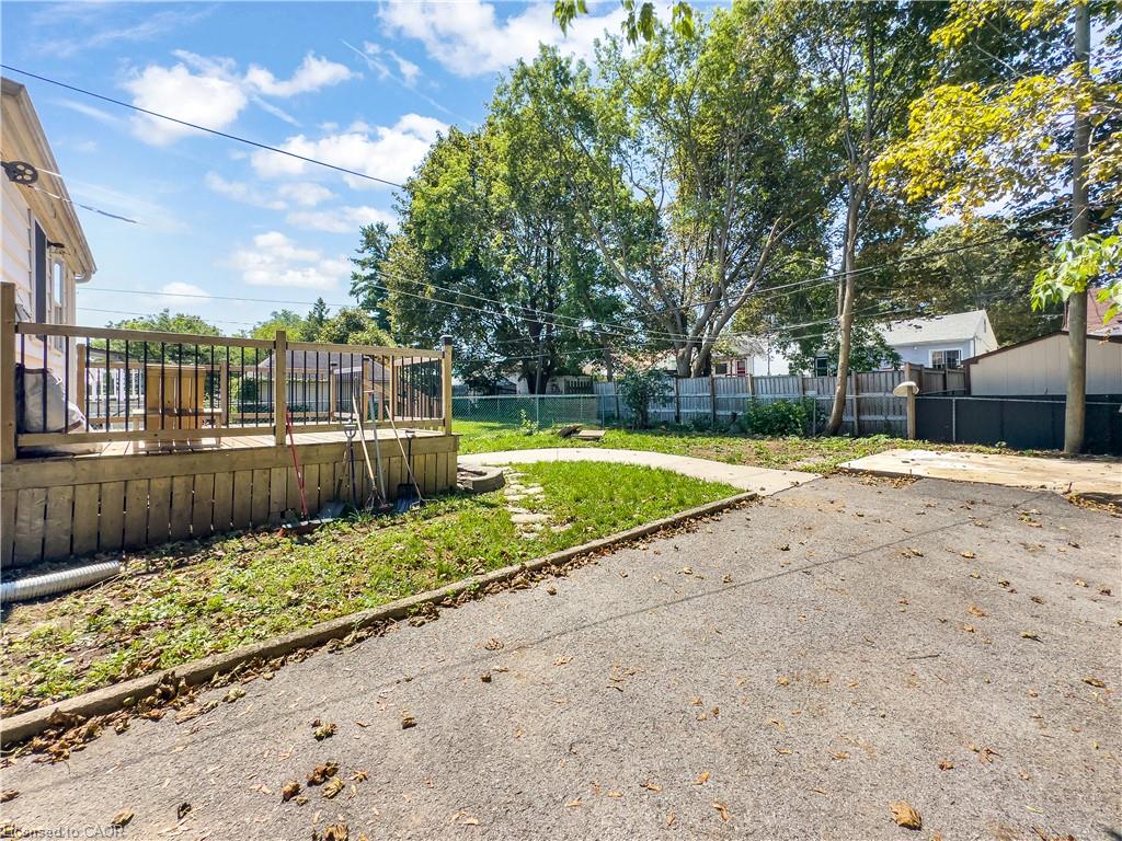 84 Carleton Street Property Photo 18