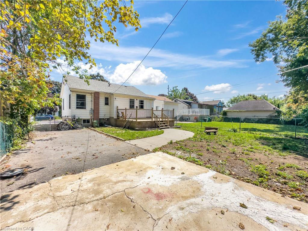 84 Carleton Street Property Photo 19
