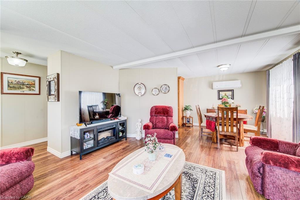 21 Fairview Crescent Property Photo 8