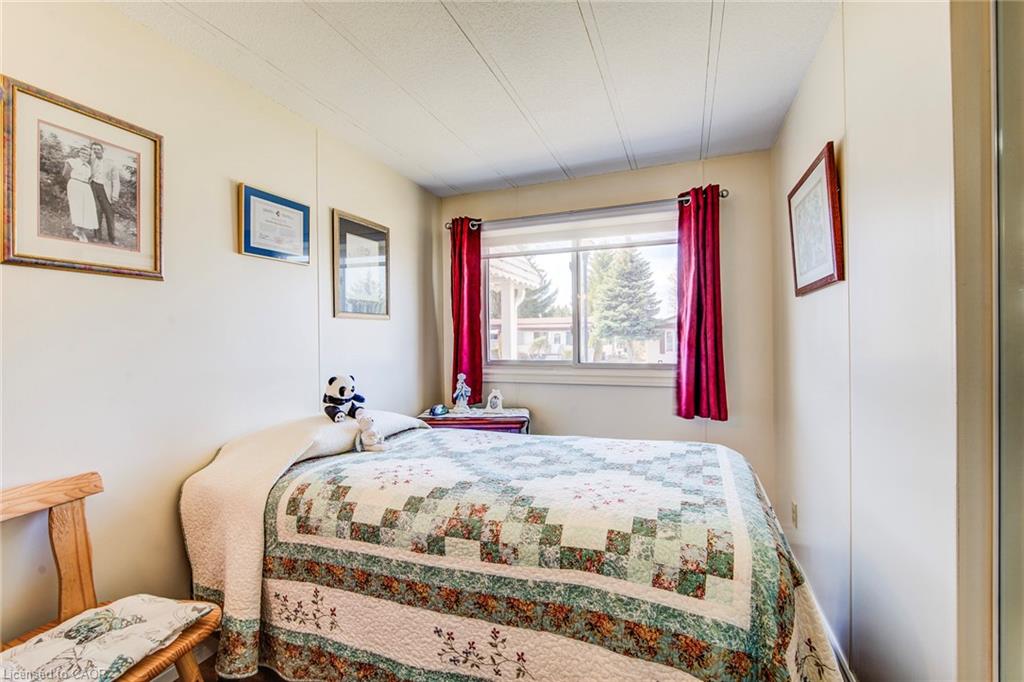 21 Fairview Crescent Property Photo 23