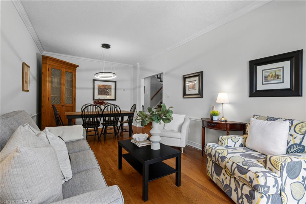 1610 Heathside Crescent Property Photo 6