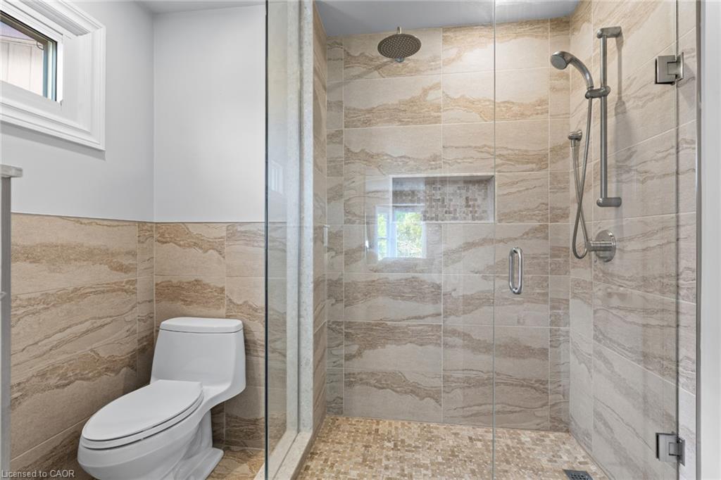 1610 Heathside Crescent Property Photo 25