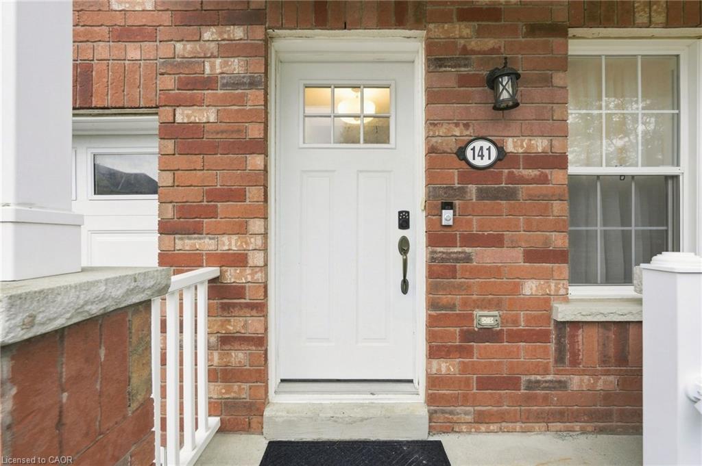 141 Cleghorn Drive Property Photo 3