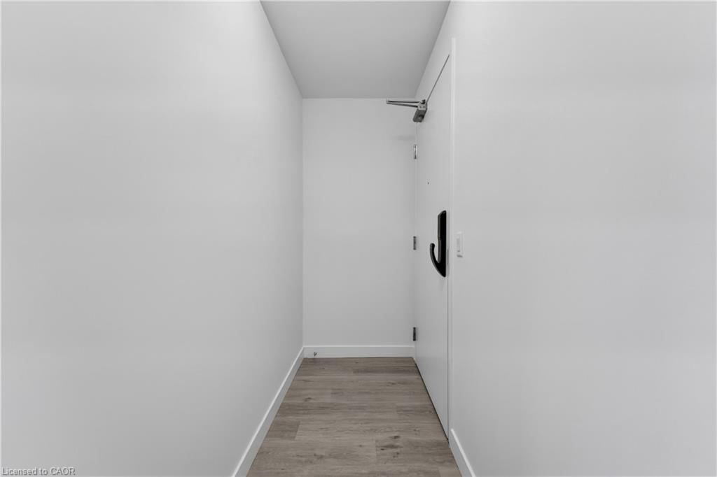 809-461 Green Road Property Photo 3