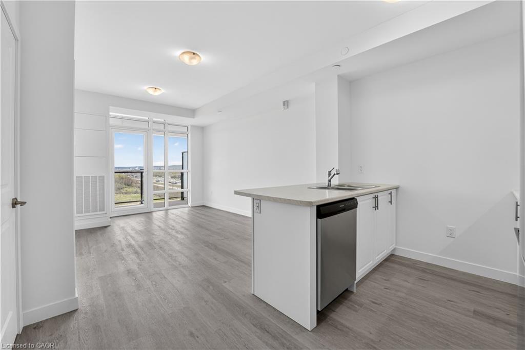 809-461 Green Road Property Photo 7