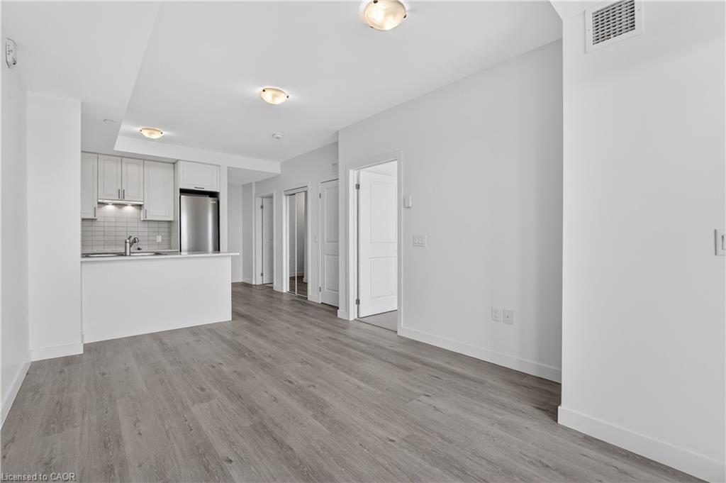 809-461 Green Road Property Photo 11