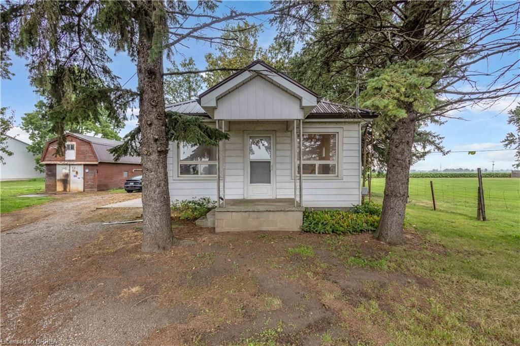 1097 Colborne Street W Property Photo 2