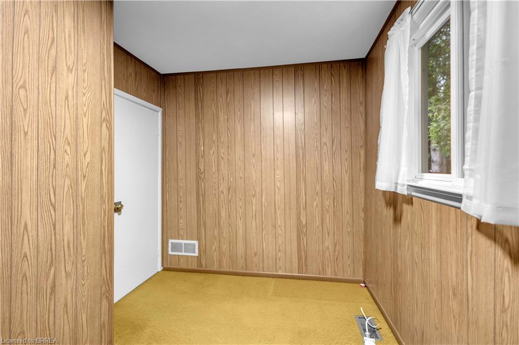 1097 Colborne Street W Property Photo 13