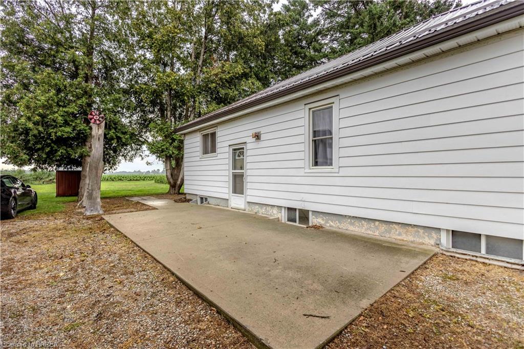 1097 Colborne Street W Property Photo 21