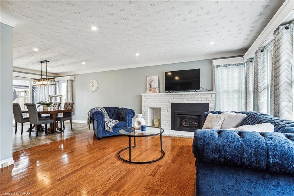 5117 Canborough Road Property Photo 9