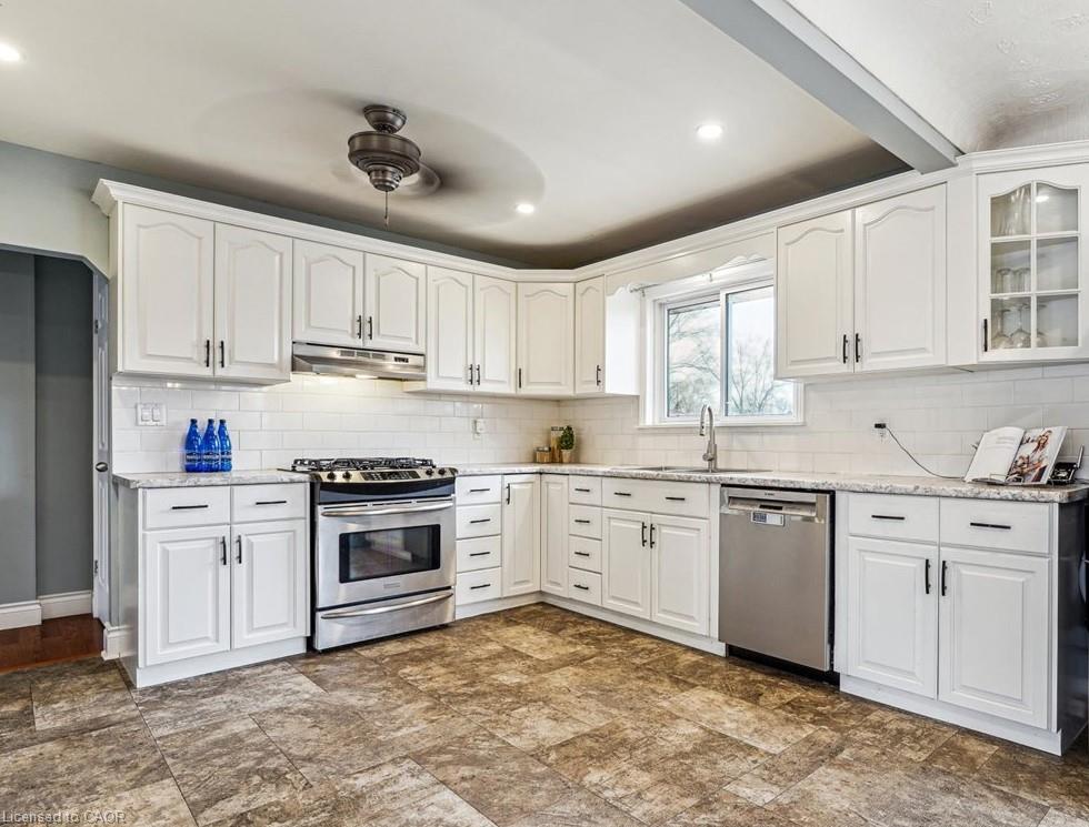 5117 Canborough Road Property Photo 12
