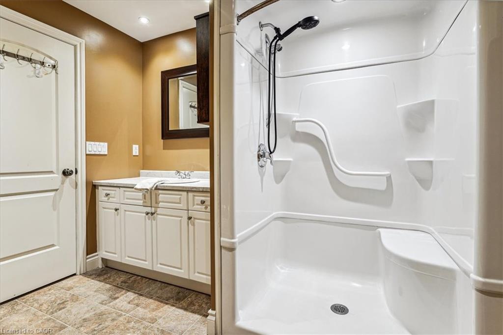 5117 Canborough Road Property Photo 26