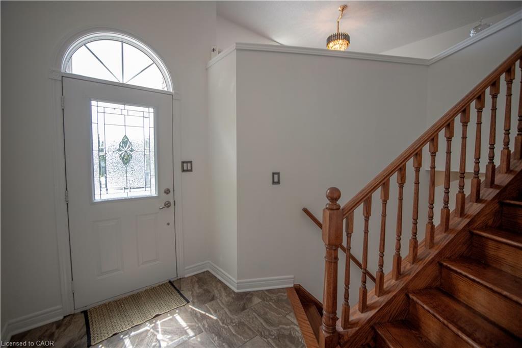 57 Ossington Drive Property Photo 4