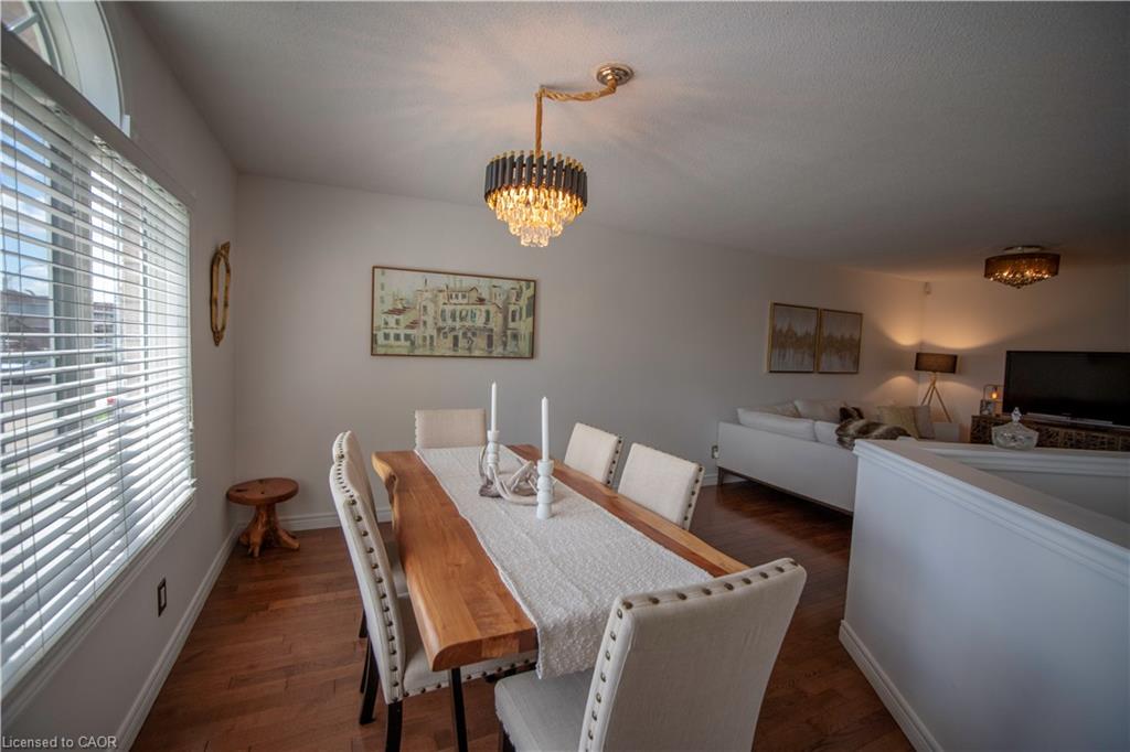 57 Ossington Drive Property Photo 10