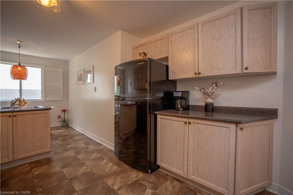 57 Ossington Drive Property Photo 15