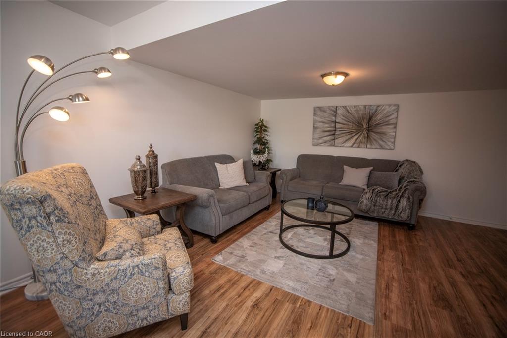 57 Ossington Drive Property Photo 32
