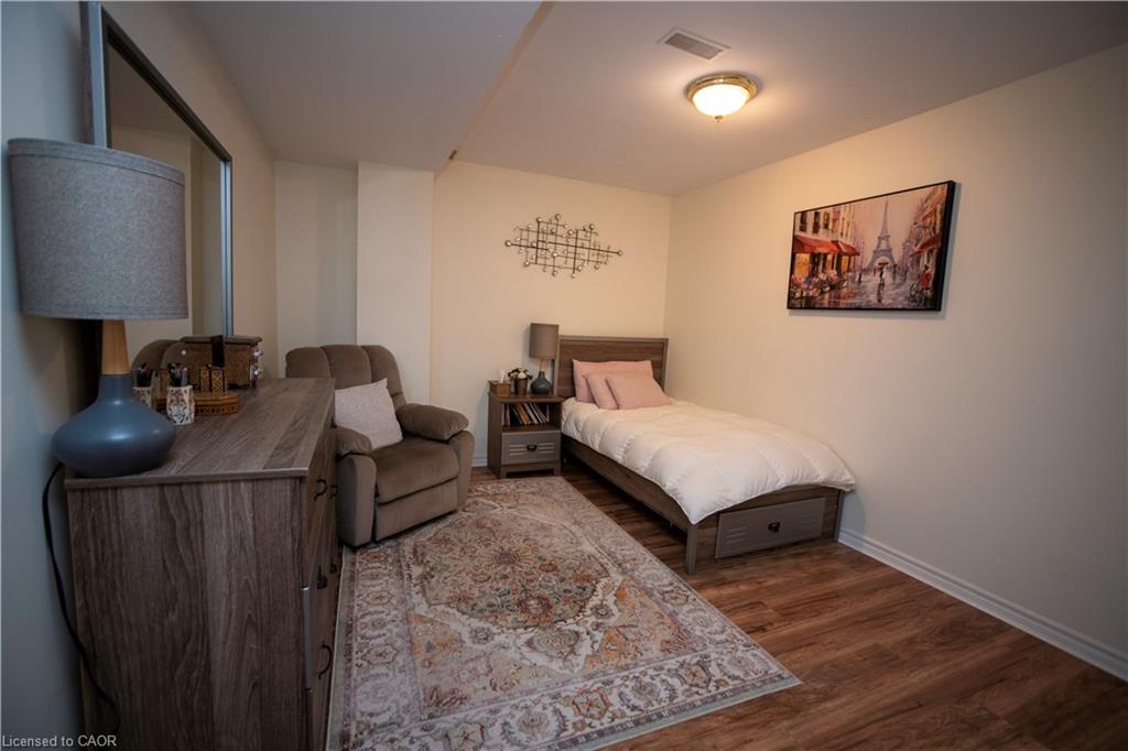 57 Ossington Drive Property Photo 38