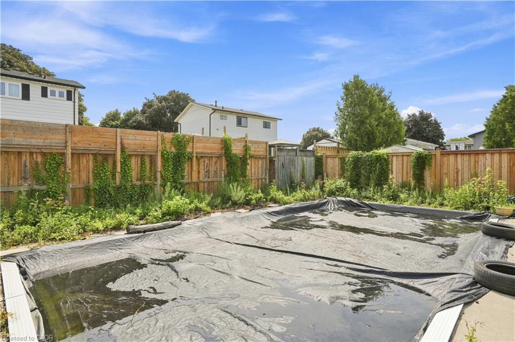 8 Brendan Court Property Photo 3