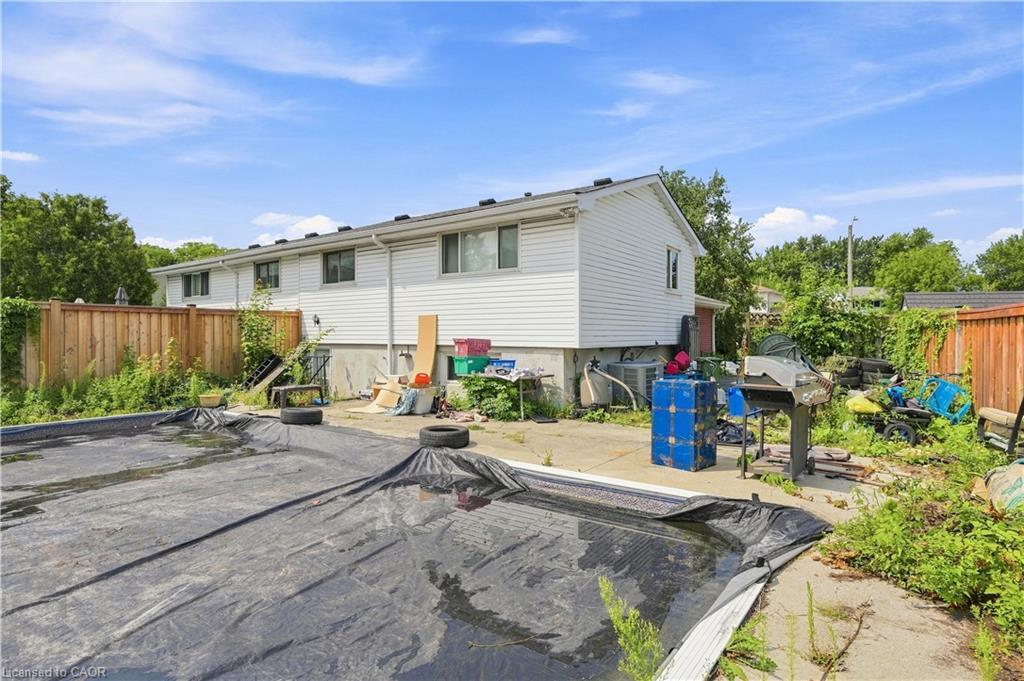 8 Brendan Court Property Photo 4