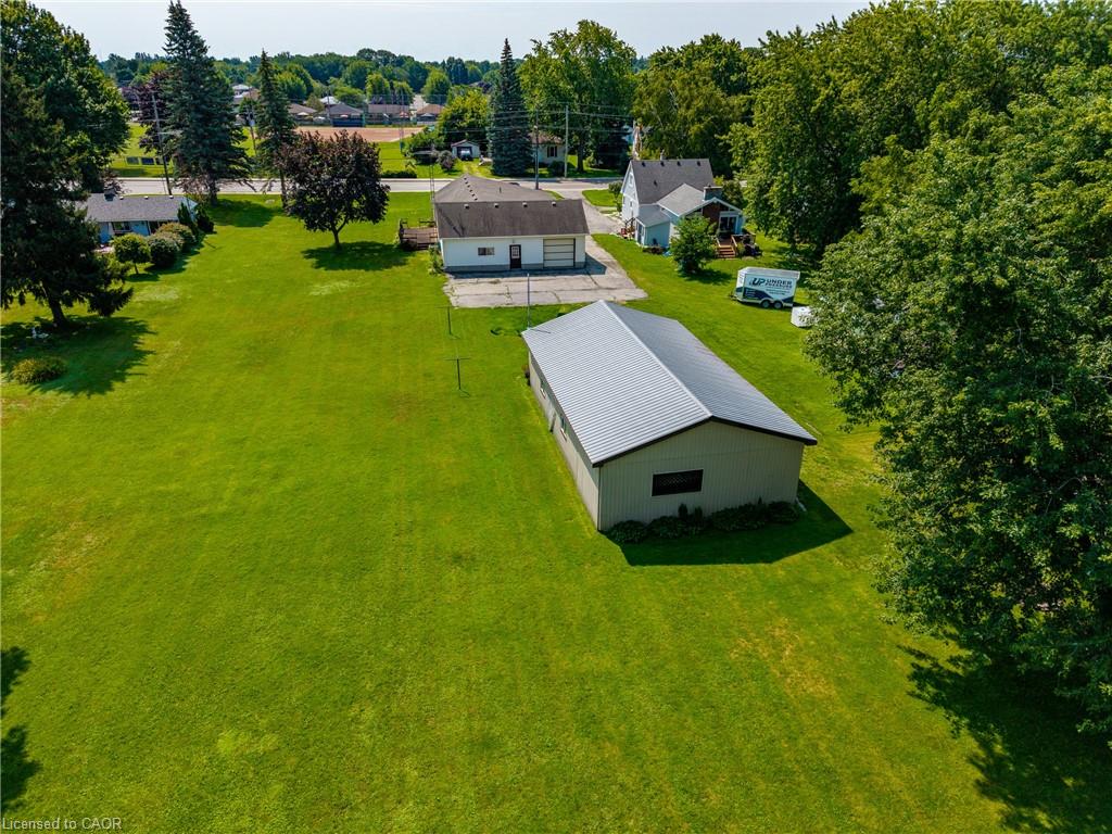 1032 Main Street Property Photo 4