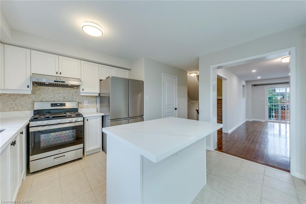 2418 Adamvale Crescent Property Photo 15