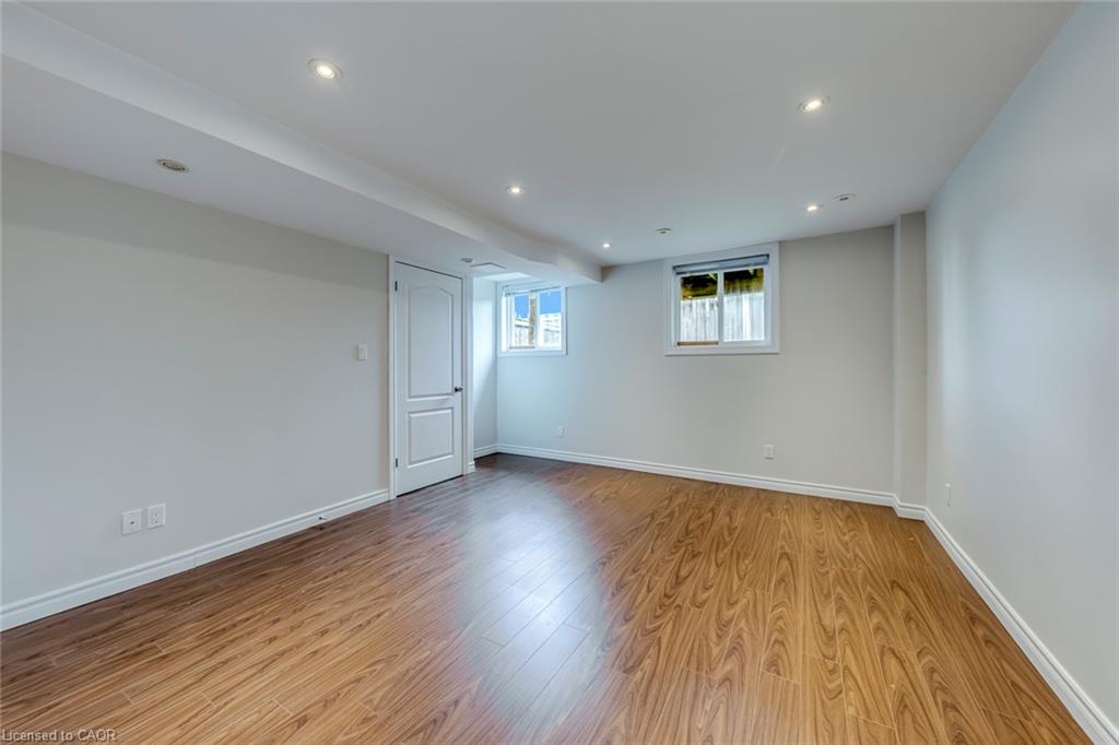 2418 Adamvale Crescent Property Photo 35