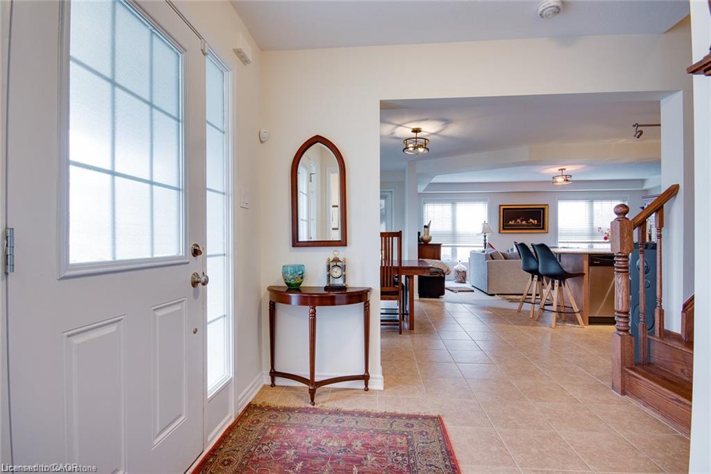 18 Blue Oak Street Property Photo 5