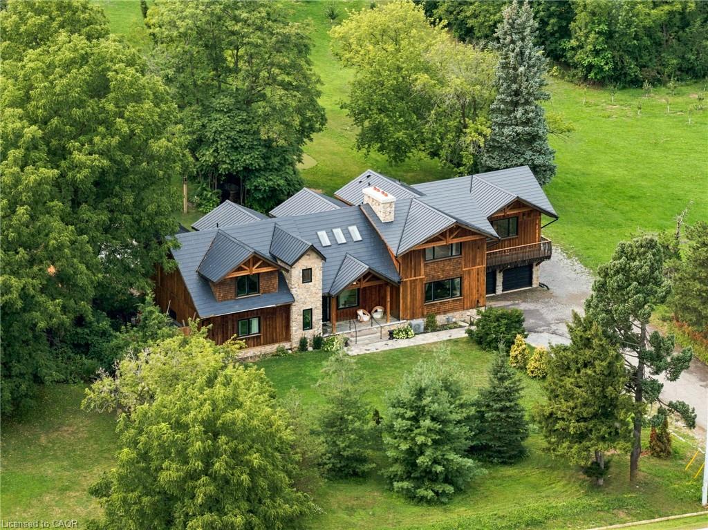 2019 Dundas Street Property Photo 1