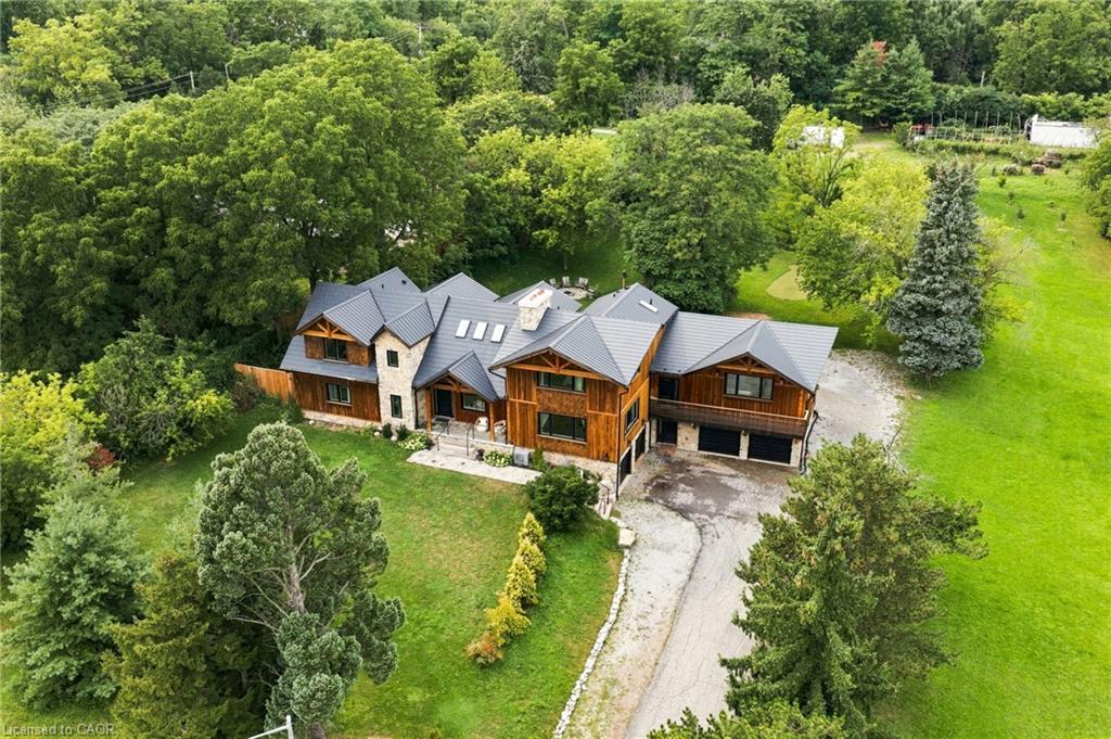 2019 Dundas Street Property Photo 2