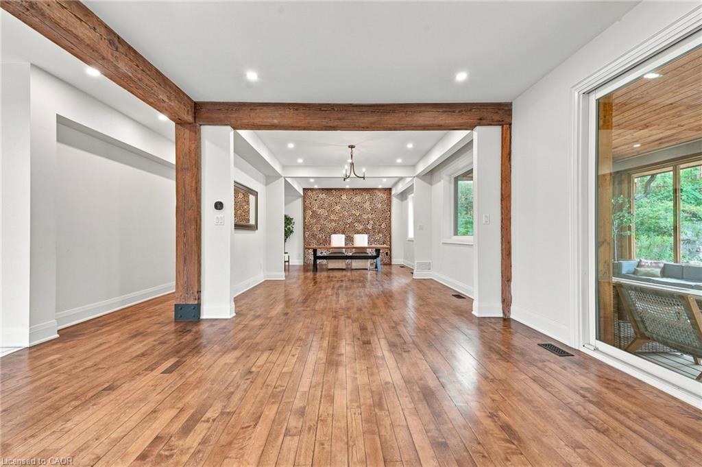2019 Dundas Street Property Photo 6