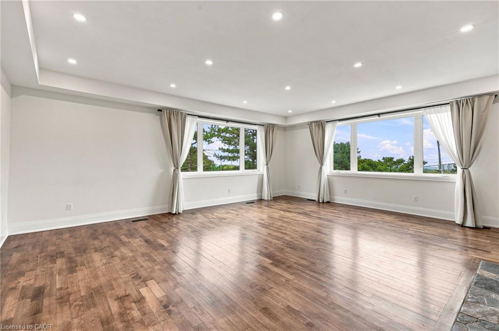 2019 Dundas Street Property Photo 13