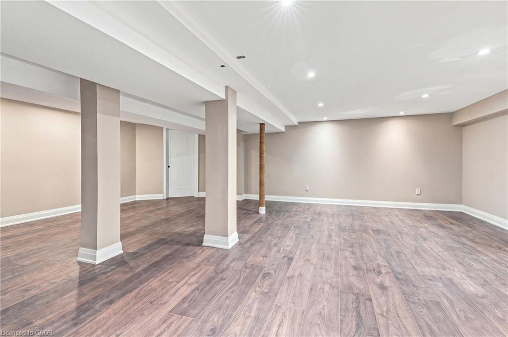 2019 Dundas Street Property Photo 34