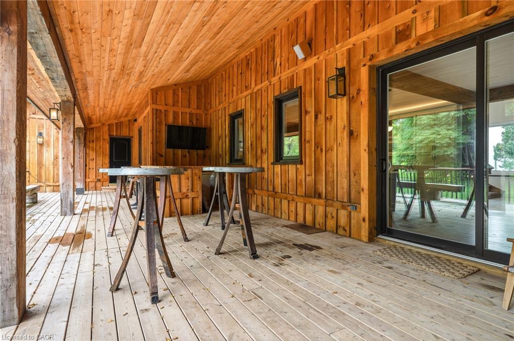 2019 Dundas Street Property Photo 36