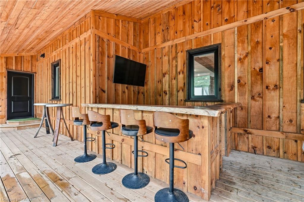 2019 Dundas Street Property Photo 37