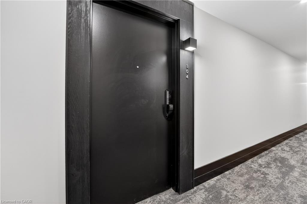 304-461 Green Road Property Photo 2