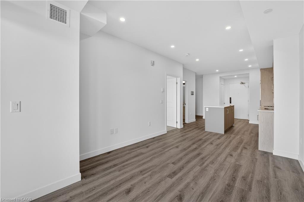 304-461 Green Road Property Photo 22