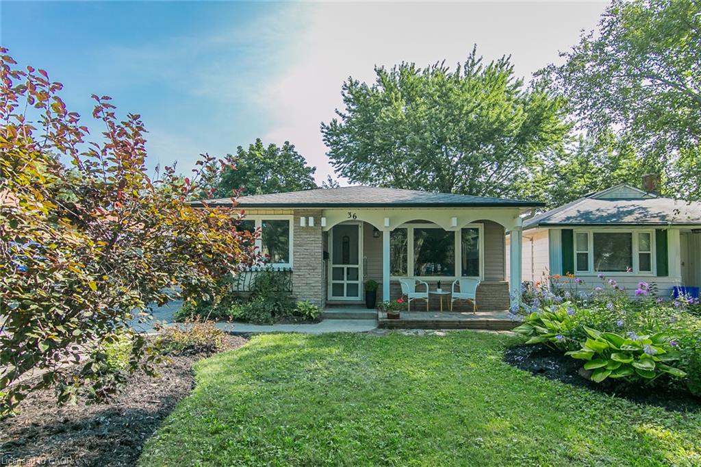 36 Amos Avenue Property Photo 3