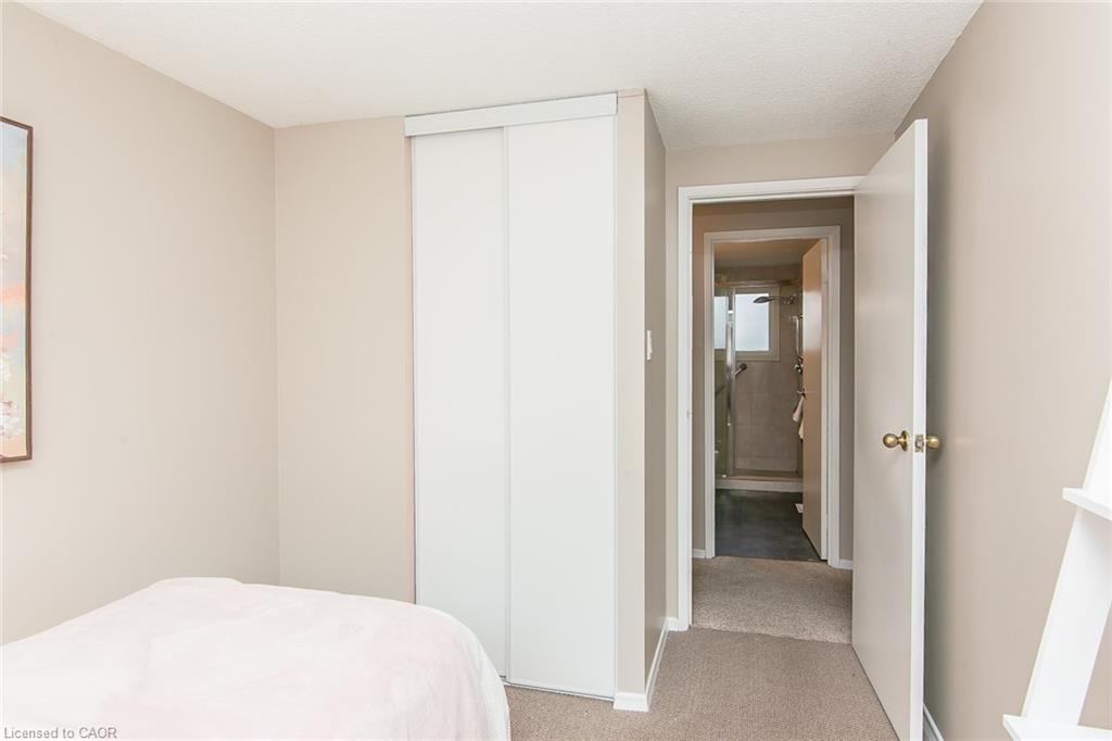 36 Amos Avenue Property Photo 25